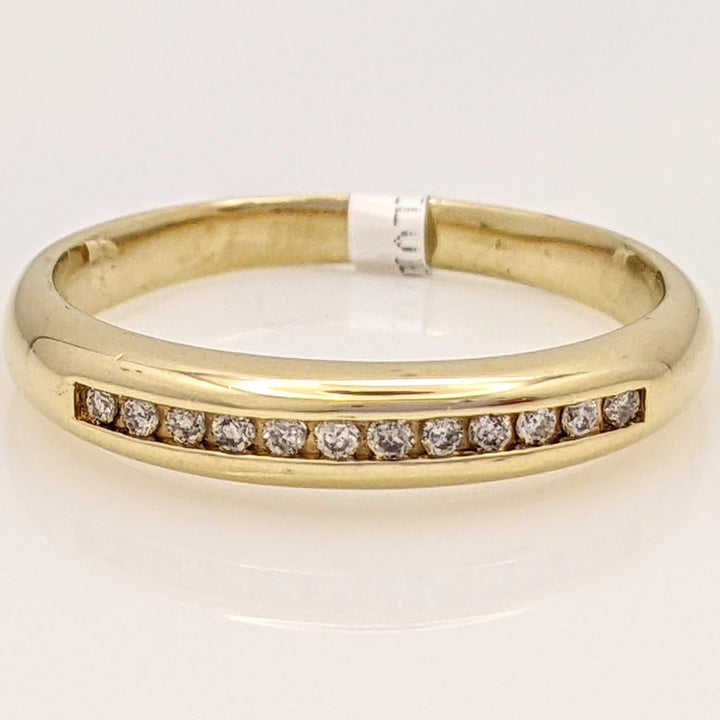 14K .10 CARAT TOTAL WEIGHT I1 I DIAMOND ROUND (12) ESTATE CHANNEL SET BAND 2.9 GRAMS