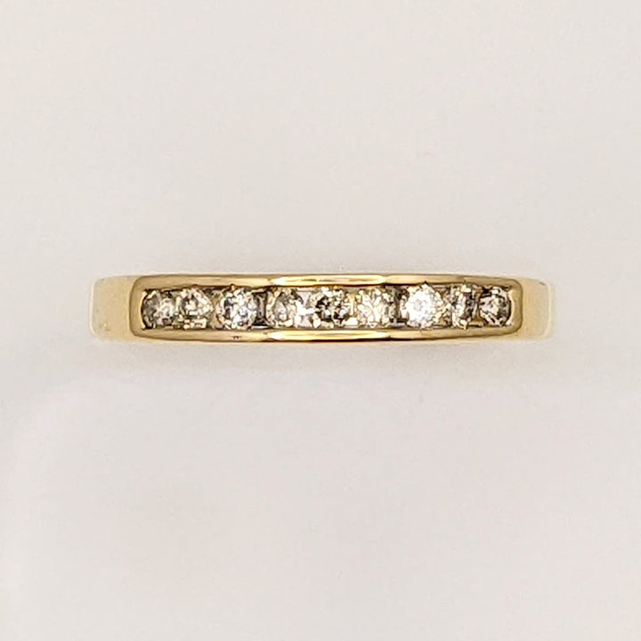 10K .23 CARAT TOTAL WEIGHT I1 J DIAMOND ROUND (9) ESTATE CHANNEL BAND 1.4 GRAMS