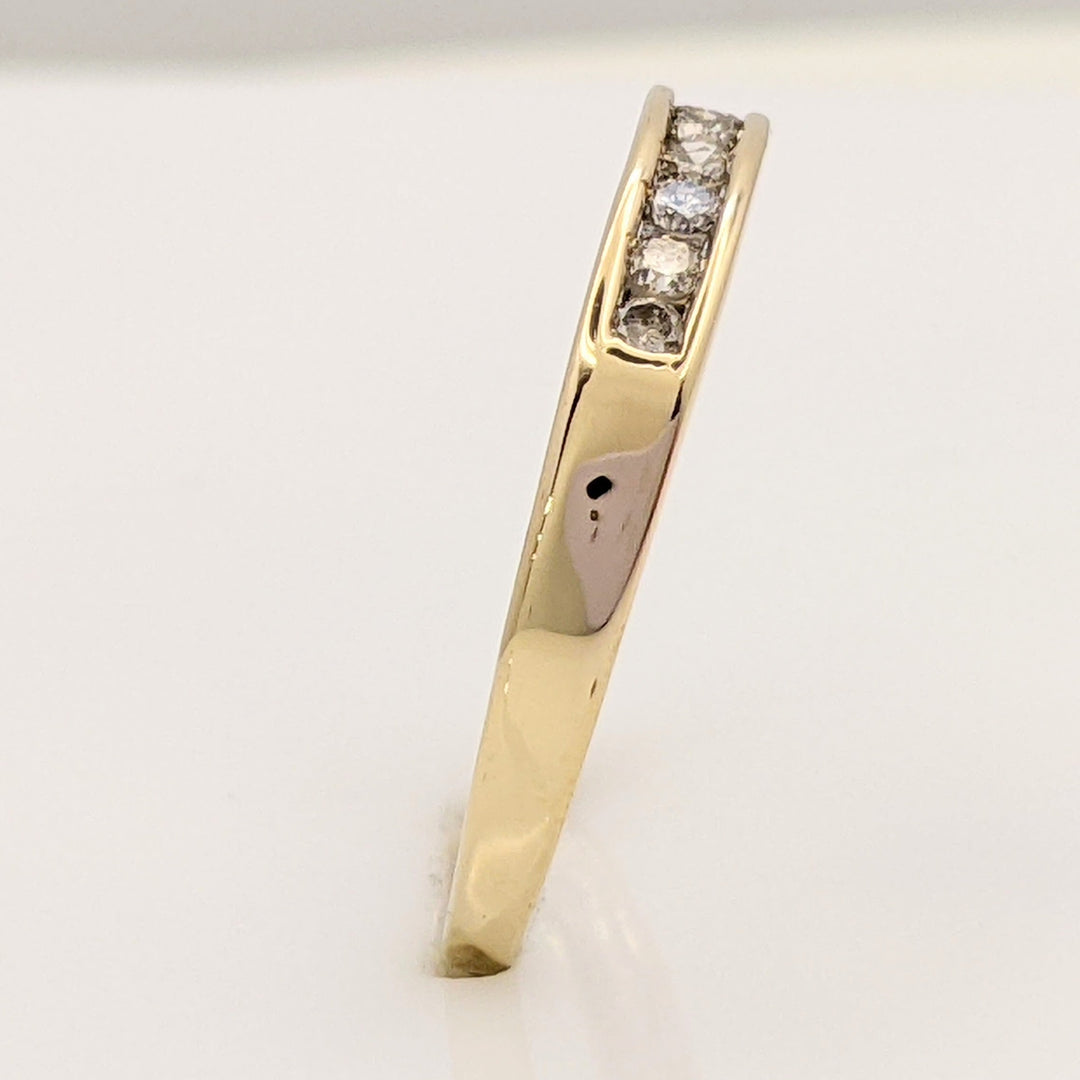 10K .23 CARAT TOTAL WEIGHT I1 J DIAMOND ROUND (9) ESTATE CHANNEL BAND 1.4 GRAMS
