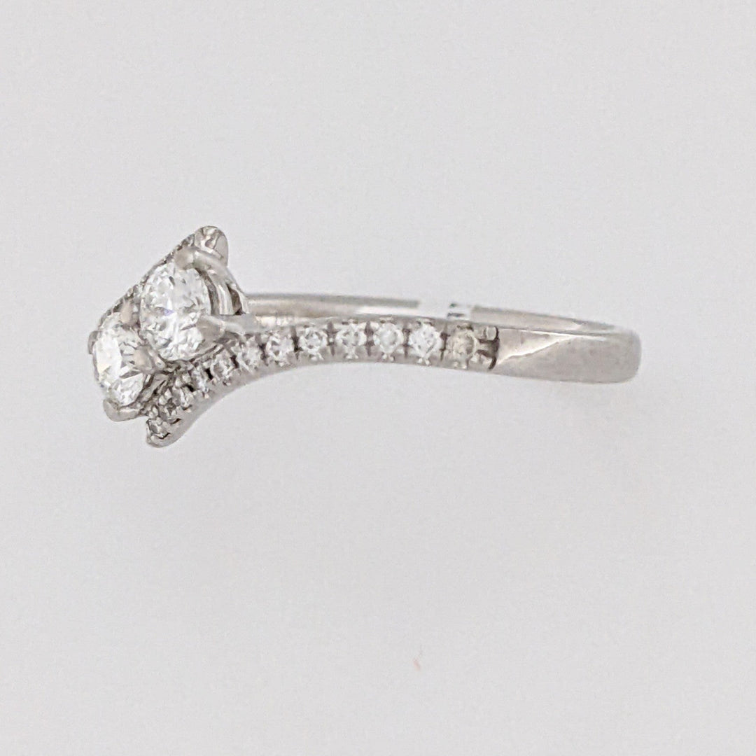 18K WHITE .40 CARAT TOTAL WEIGHT VS2 H DIAMOND ROUND (26) ESTATE BYPASS RING 2.9 GRAMS