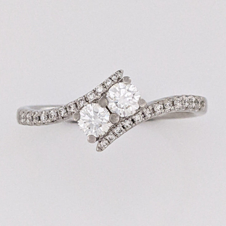 18K WHITE .40 CARAT TOTAL WEIGHT VS2 H DIAMOND ROUND (26) ESTATE BYPASS RING 2.9 GRAMS