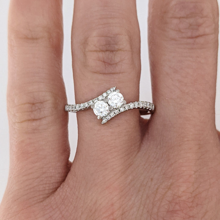18K WHITE .40 CARAT TOTAL WEIGHT VS2 H DIAMOND ROUND (26) ESTATE BYPASS RING 2.9 GRAMS