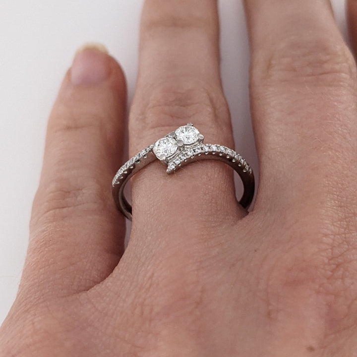 18K WHITE .40 CARAT TOTAL WEIGHT VS2 H DIAMOND ROUND (26) ESTATE BYPASS RING 2.9 GRAMS