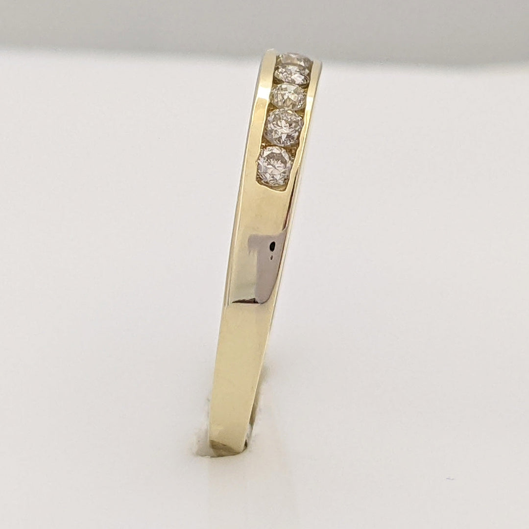 14K .24 CARAT TOTAL WEIGHT I1 I DIAMOND ROUND (8) ESTATE CHANNEL BAND 1.7 GRAMS