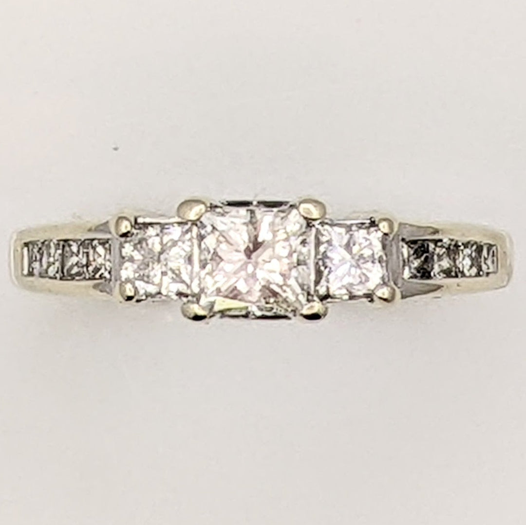 14K WHITE .95 CARAT TOTAL WEIGHT I1 G DIAMOND PRINCESS CUT (13) ESTATE TRINITY RING 4.0 GRAMS