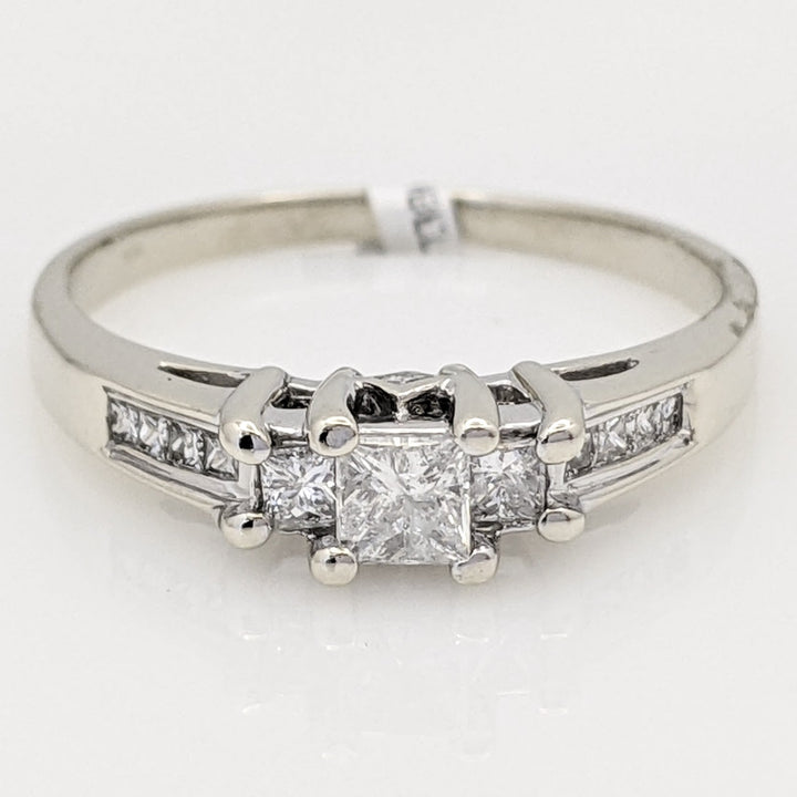 14K WHITE .62 CARAT TOTAL WEIGHT I1 G DIAMOND PRINCESS CUT (13) ESTATE RING 3.0 GRAMS