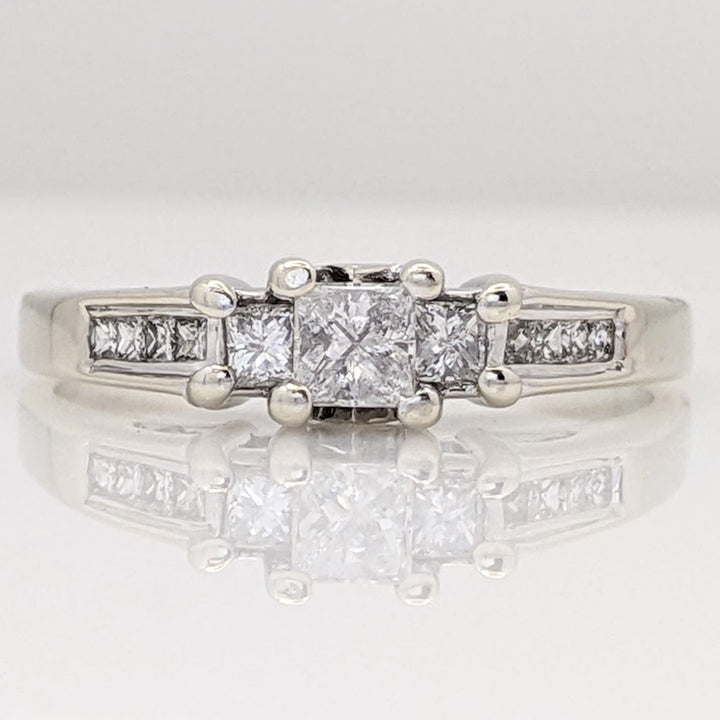 14K WHITE .62 CARAT TOTAL WEIGHT I1 G DIAMOND PRINCESS CUT (13) ESTATE RING 3.0 GRAMS