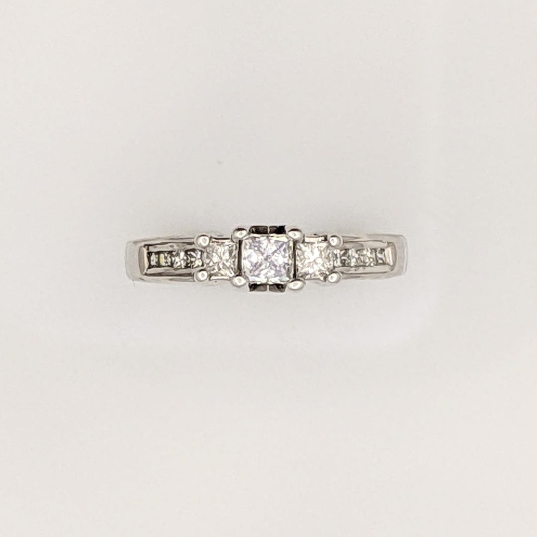 14K WHITE .75 CARAT TOTAL WEIGHT I1 G DIAMOND PRINCESS CUT (13) TRINITY ESTATE RING 3.3 GRAMS