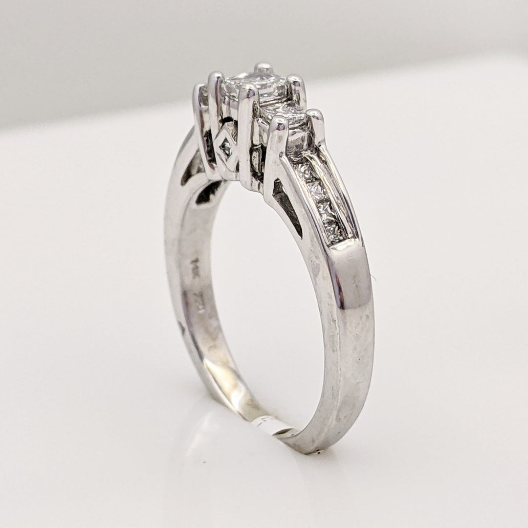 14K WHITE .75 CARAT TOTAL WEIGHT I1 G DIAMOND PRINCESS CUT (13) TRINITY ESTATE RING 3.3 GRAMS