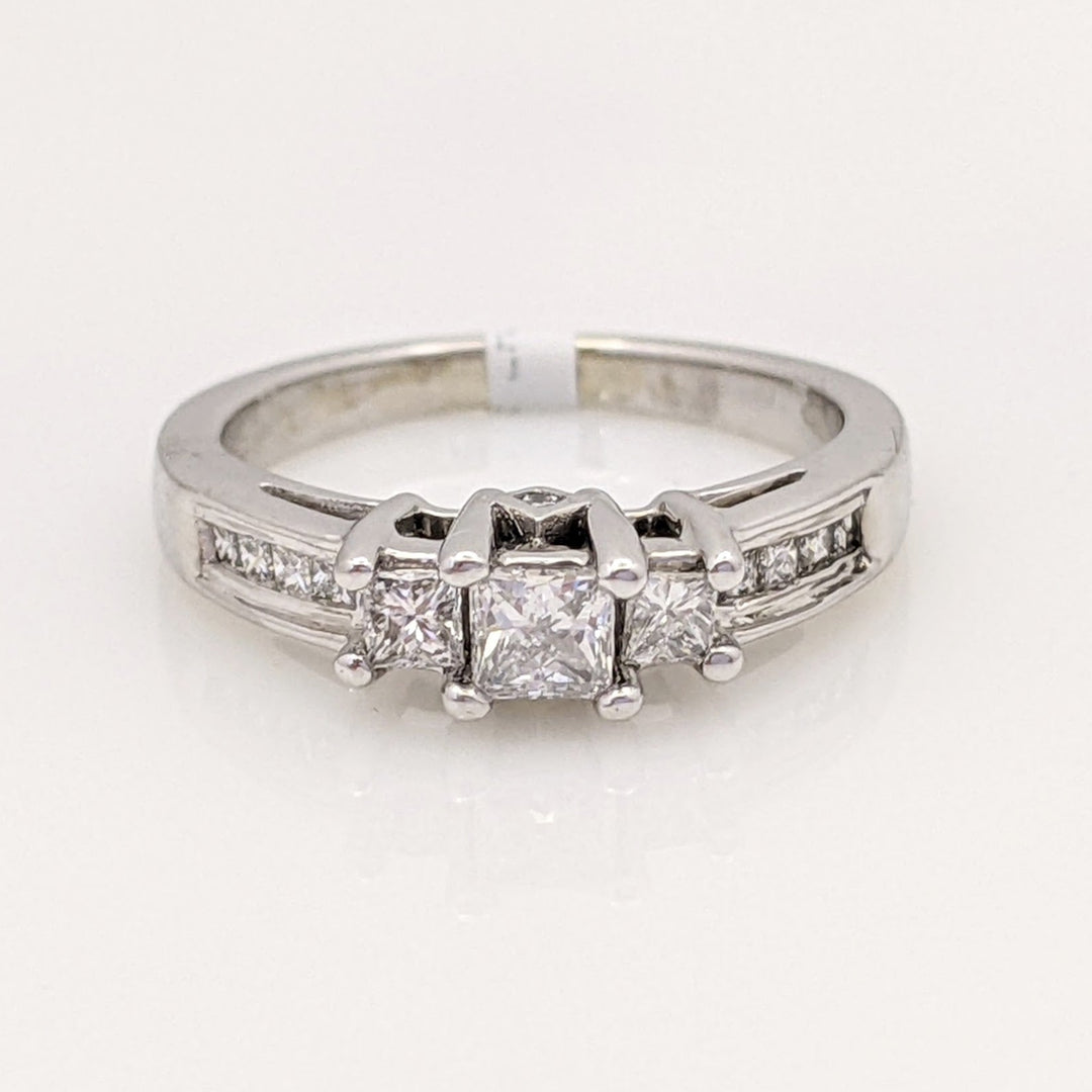14K WHITE .75 CARAT TOTAL WEIGHT I1 G DIAMOND PRINCESS CUT (13) TRINITY ESTATE RING 3.3 GRAMS