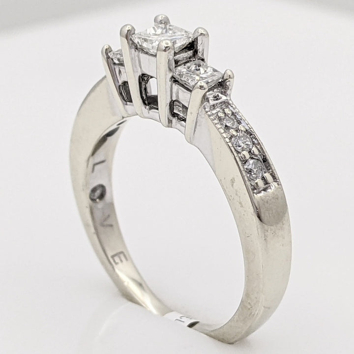 14K WHITE .50 CARAT TOTAL WEIGHT I1 G DIAMOND PRINCESS CUT (3) ROUND (6) TRINITY ESTATE RING 3.7 GRAMS
