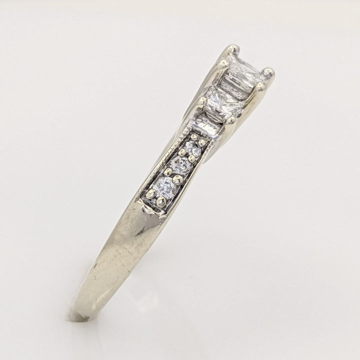 14K WHITE .50 CARAT TOTAL WEIGHT I1 G DIAMOND PRINCESS CUT (3) ROUND (6) TRINITY ESTATE RING 3.7 GRAMS