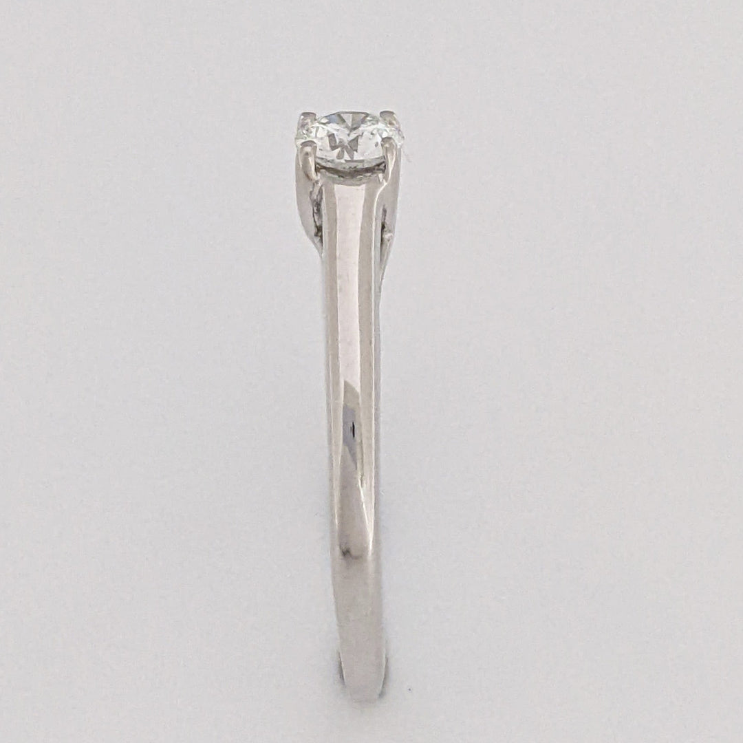 14K WHITE .29 CARAT TOTAL SI2 I DIAMOND ROUND SOLITAIRE ESTATE RING 2.3 GRAMS