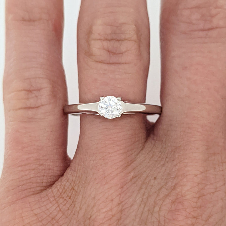 14K WHITE .29 CARAT TOTAL SI2 I DIAMOND ROUND SOLITAIRE ESTATE RING 2.3 GRAMS