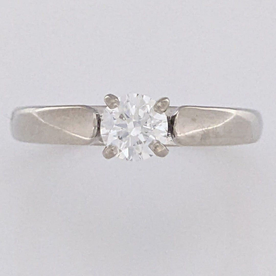 14K WHITE .39 CARAT TOTAL SI2 E DIAMOND ROUND RAISED SHANK SOLITAIRE ESTATE RING 4.0 GRAMS