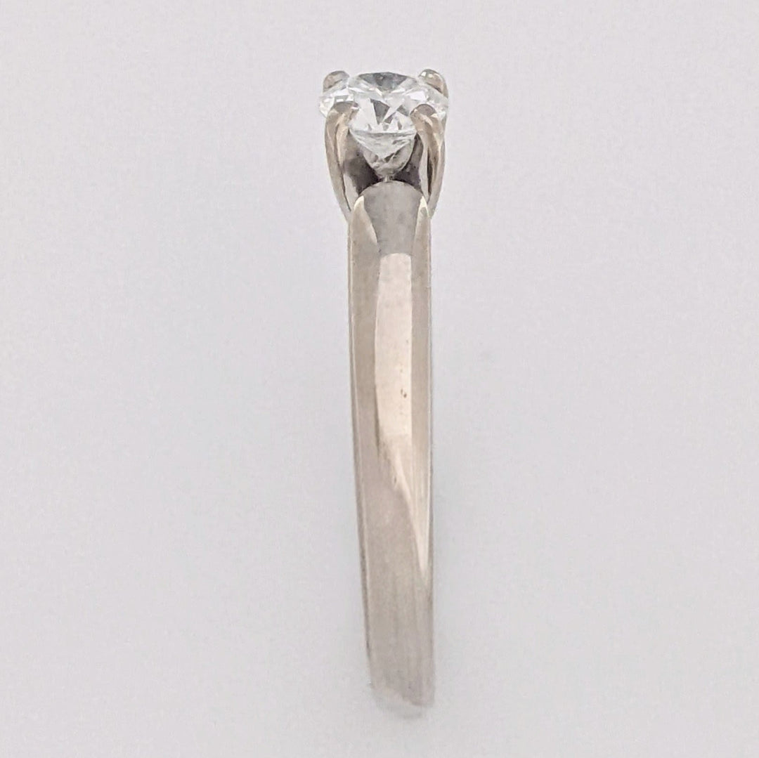 14K WHITE .39 CARAT TOTAL SI2 E DIAMOND ROUND RAISED SHANK SOLITAIRE ESTATE RING 4.0 GRAMS