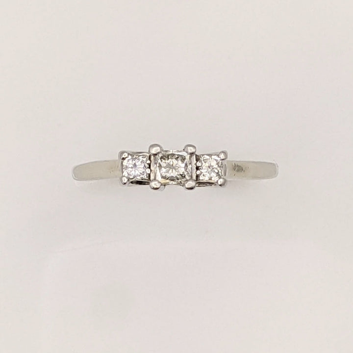 14K WHITE/PLATINUM .44 CARAT TOTAL WEIGHT I1 I DIAMOND PRINCESS CUT (3) TRINITY ESTATE RING 3.8 GRAMS