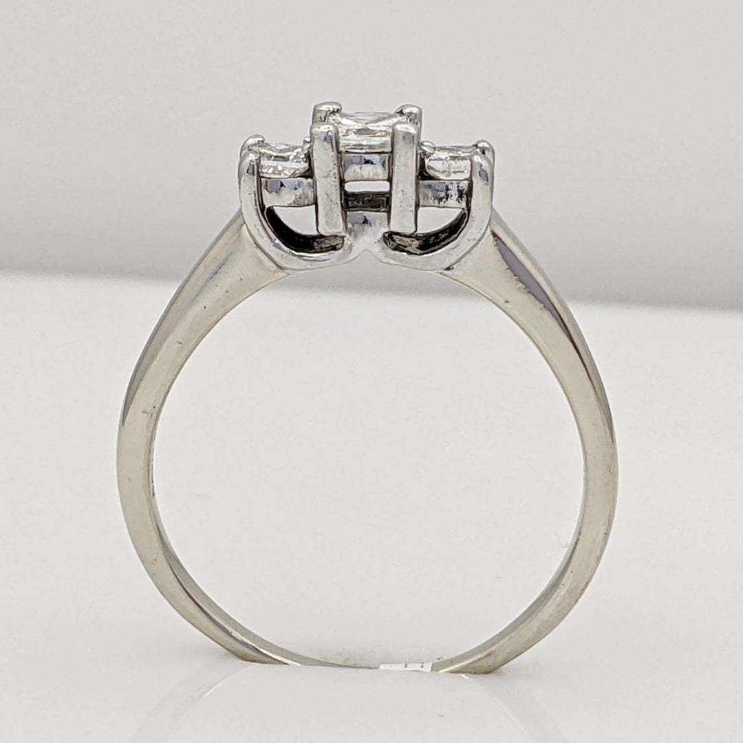 14K WHITE/PLATINUM .44 CARAT TOTAL WEIGHT I1 I DIAMOND PRINCESS CUT (3) TRINITY ESTATE RING 3.8 GRAMS