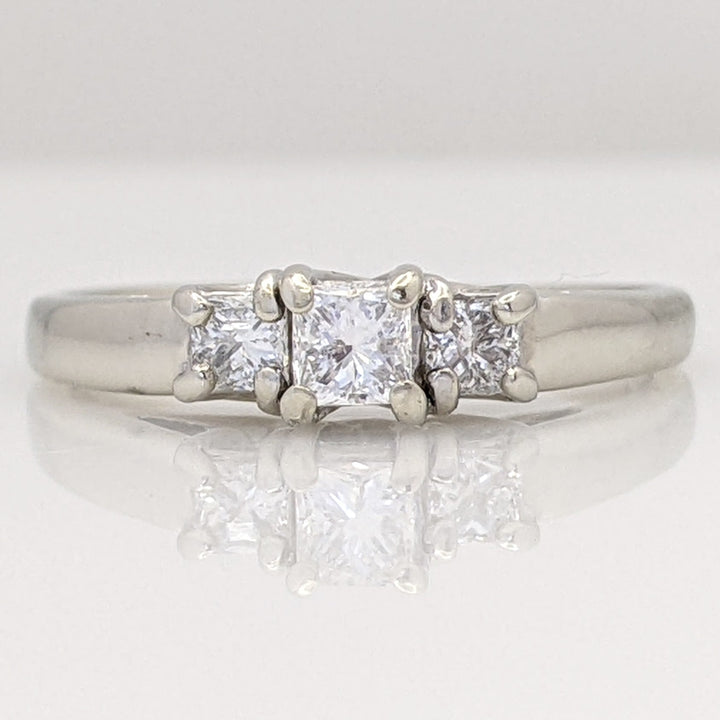 14K WHITE .44 CARAT TOTAL WEIGHT SI2 G DIAMOND ROUND (3) TRINITY ESTATE RING 2.7 GRAMS
