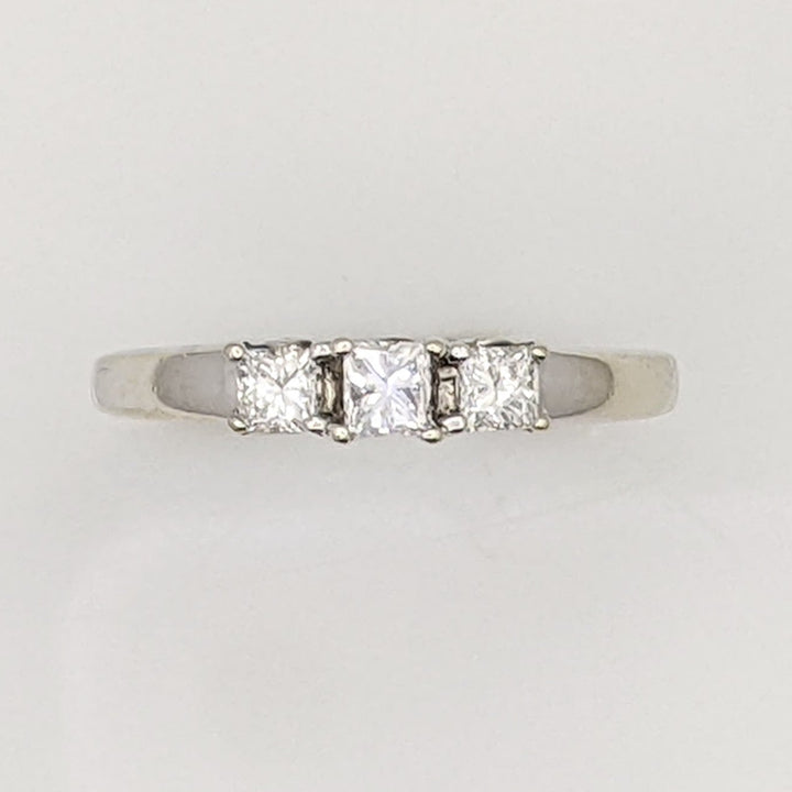 14K WHITE .51 CARAT TOTAL WEIGHT SI1 G DIAMOND PRINCESS CUT (3) TRINITY ESTATE RING 2.8 GRAMS