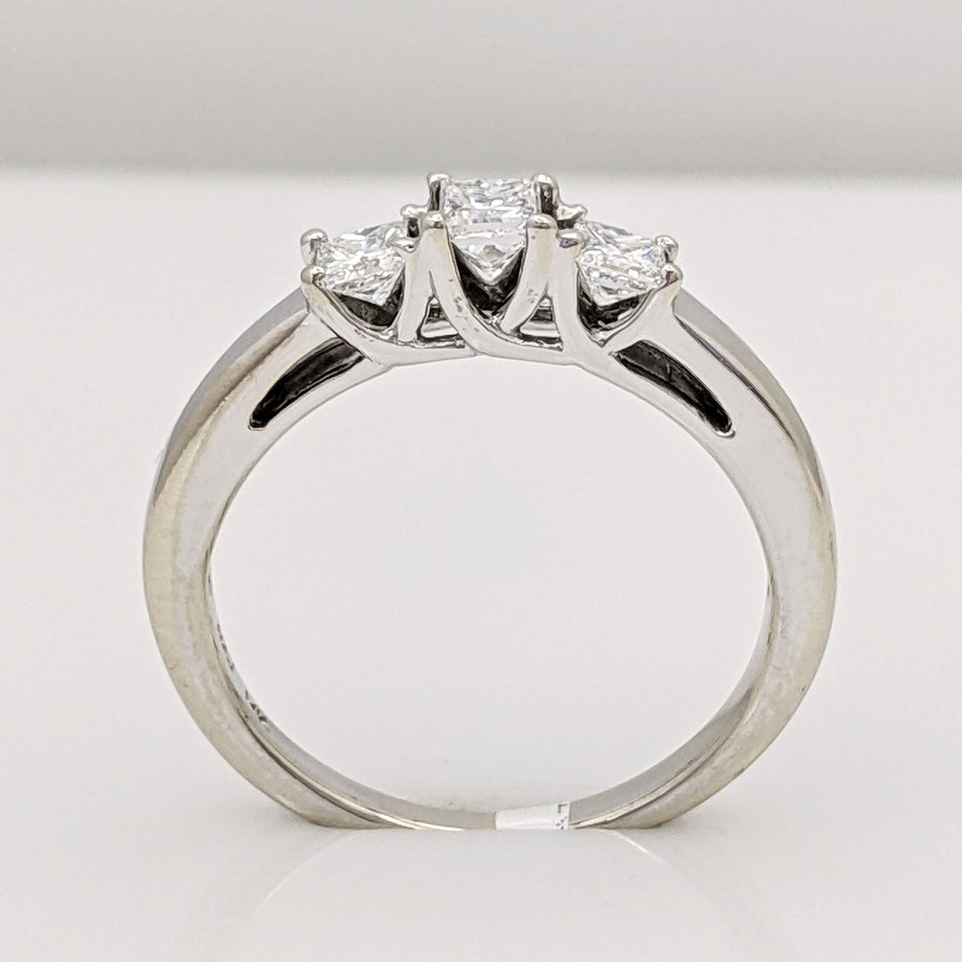 14K WHITE .51 CARAT TOTAL WEIGHT SI1 G DIAMOND PRINCESS CUT (3) TRINITY ESTATE RING 2.8 GRAMS