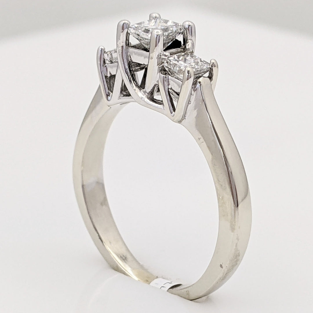 14k WHITE .66 CARAT TOTAL WEIGHT SI1 G DIAMOND PRINCESS CUT (3) ESTATE RING 3.4 GRAMS