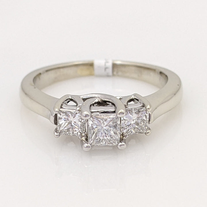 14k WHITE .66 CARAT TOTAL WEIGHT SI1 G DIAMOND PRINCESS CUT (3) ESTATE RING 3.4 GRAMS