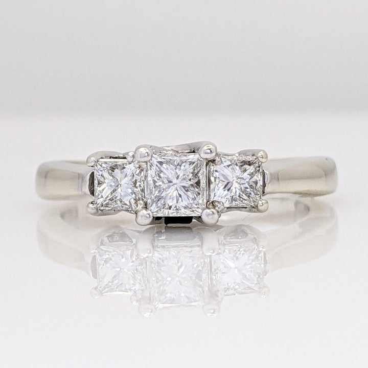 14k WHITE .66 CARAT TOTAL WEIGHT SI1 G DIAMOND PRINCESS CUT (3) ESTATE RING 3.4 GRAMS