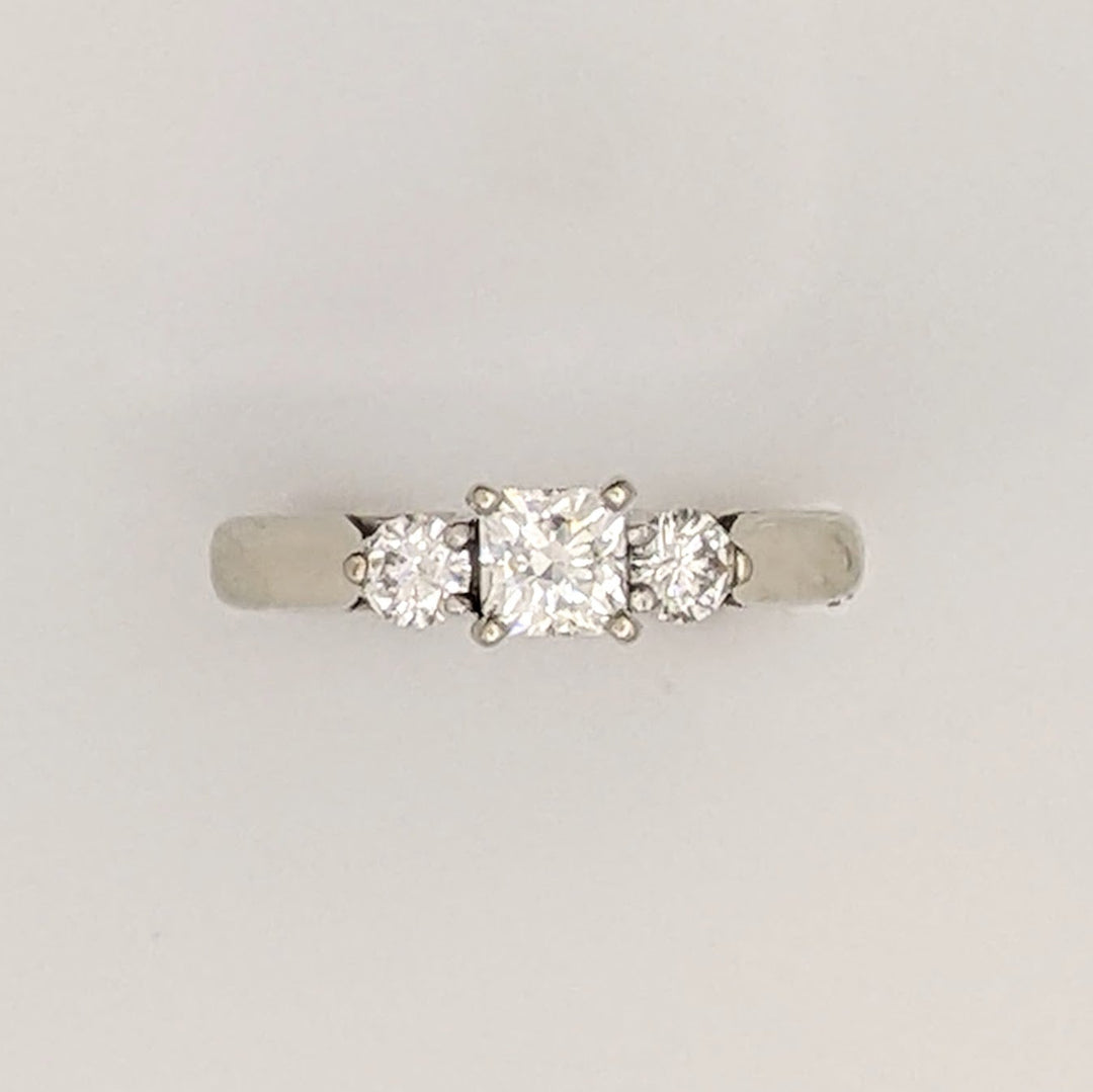 14K WHITE .45 CARAT TOTAL WEIGHT I1 F DIAMOND PRINCESS CUT (3) TRINITY ESTATE RING 2.7 GRAMS