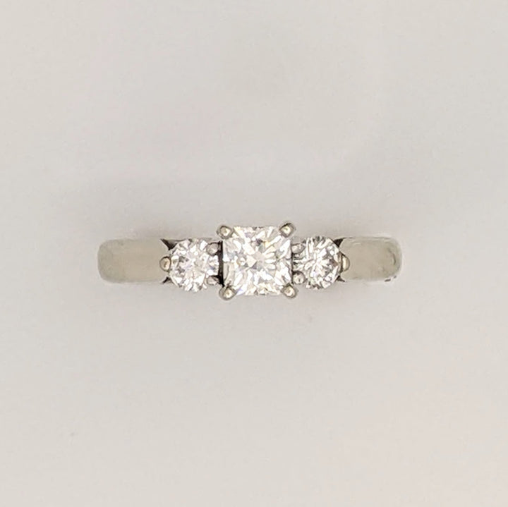 14K WHITE .45 CARAT TOTAL WEIGHT I1 F DIAMOND PRINCESS CUT (3) TRINITY ESTATE RING 2.7 GRAMS