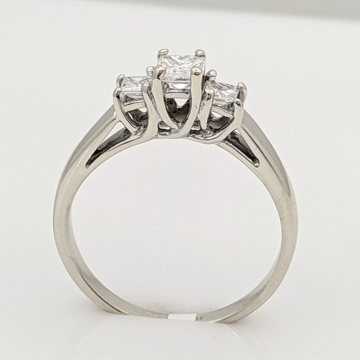 14K WHITE .45 CARAT TOTAL WEIGHT I1 F DIAMOND PRINCESS CUT (3) TRINITY ESTATE RING 2.7 GRAMS