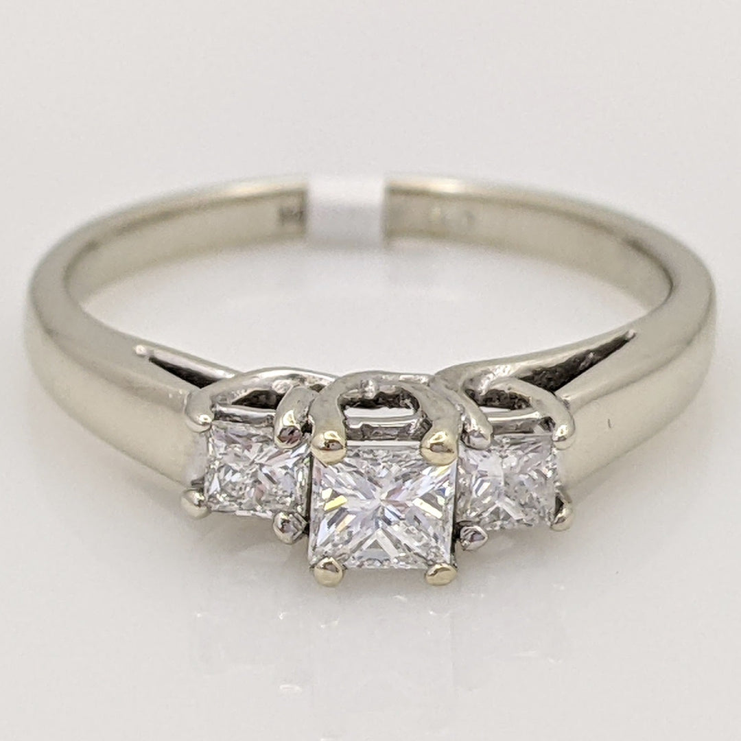 14K WHITE .45 CARAT TOTAL WEIGHT I1 F DIAMOND PRINCESS CUT (3) TRINITY ESTATE RING 2.7 GRAMS