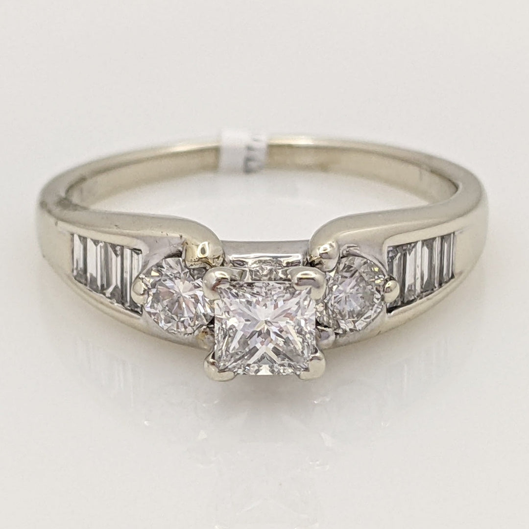 14K WHITE 1.03 CARAT TOTAL WEIGHT SI2 I DIAMOND PRINCESS CUT (1) ROUND (2) BAGUETTE (8) ESTATE RING 4.1 GRAMS