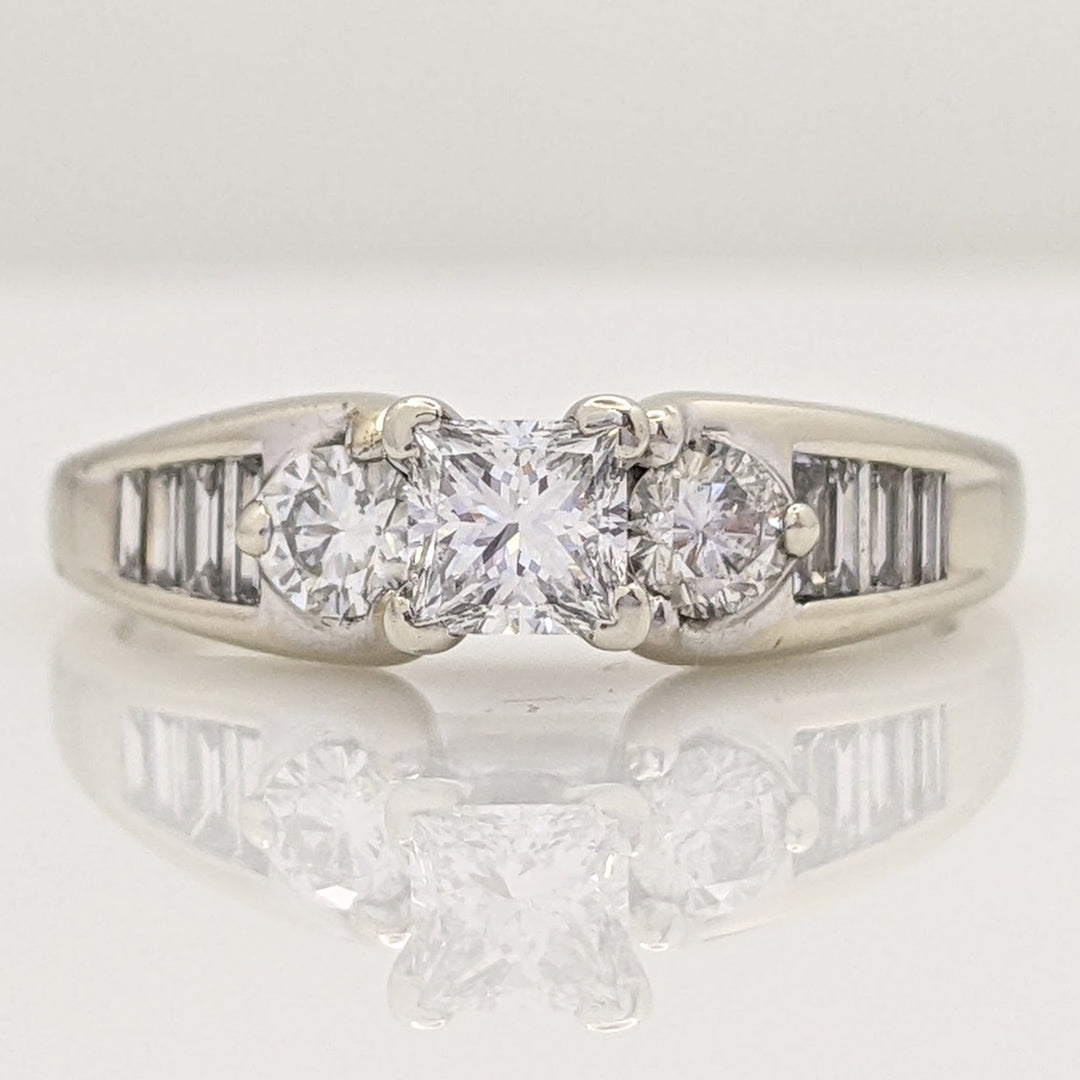 14K WHITE 1.03 CARAT TOTAL WEIGHT SI2 I DIAMOND PRINCESS CUT (1) ROUND (2) BAGUETTE (8) ESTATE RING 4.1 GRAMS