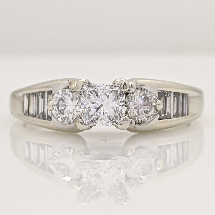 14K WHITE 1.03 CARAT TOTAL WEIGHT SI2 I DIAMOND PRINCESS CUT (1) ROUND (2) BAGUETTE (8) ESTATE RING 4.1 GRAMS