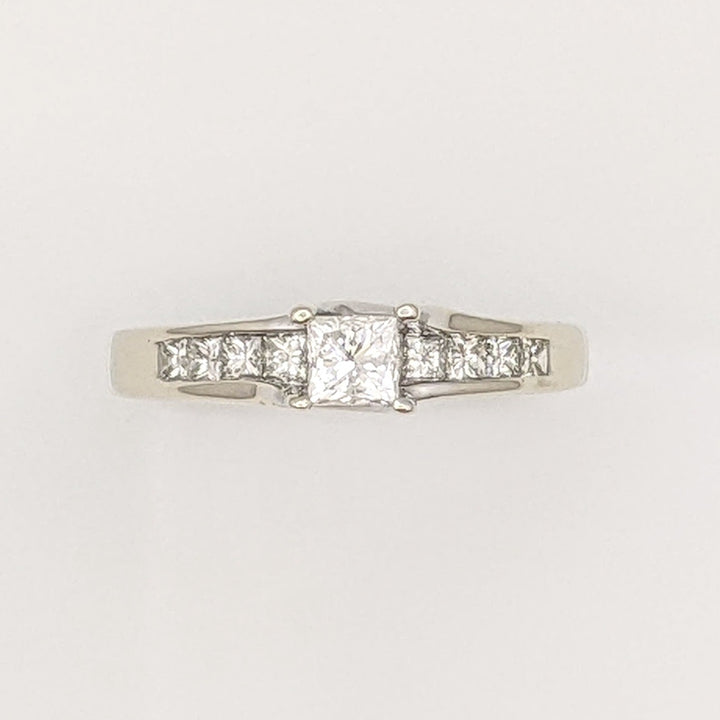 14K WHITE .96 CARAT TOTAL WEIGHT SI2 G DIAMOND PRINCESS CUT (11) ESTATE RING 4.4 GRAMS