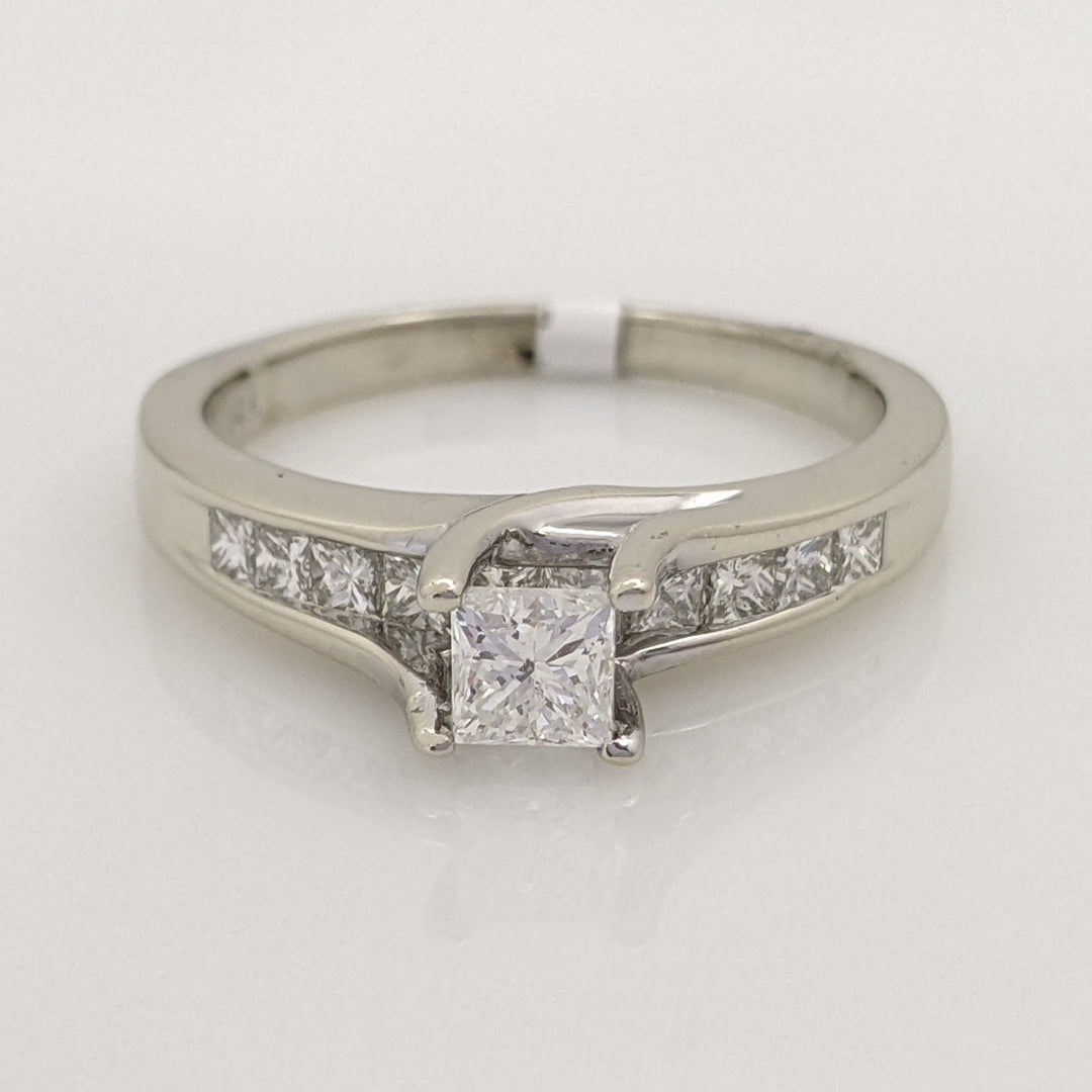 14K WHITE .96 CARAT TOTAL WEIGHT SI2 G DIAMOND PRINCESS CUT (11) ESTATE RING 4.4 GRAMS