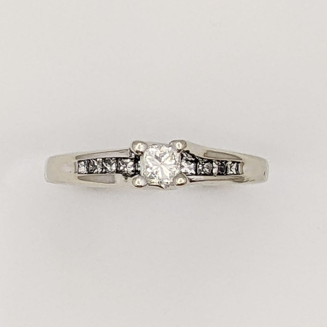14K WHITE .55 CARAT TOTAL WEIGHT I1 G DIAMOND PRINCESS CUT (11) ESTATE RING 3.4 GRAMS