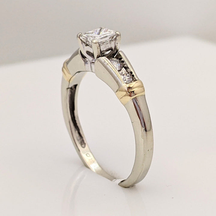 14K TWO-TONE .66 CARAT TOTAL WEIGHT SI1 I DIAMOND PRINCESS CUT WITH (4) ROUND ESTATE RING 3.6 GRAMS