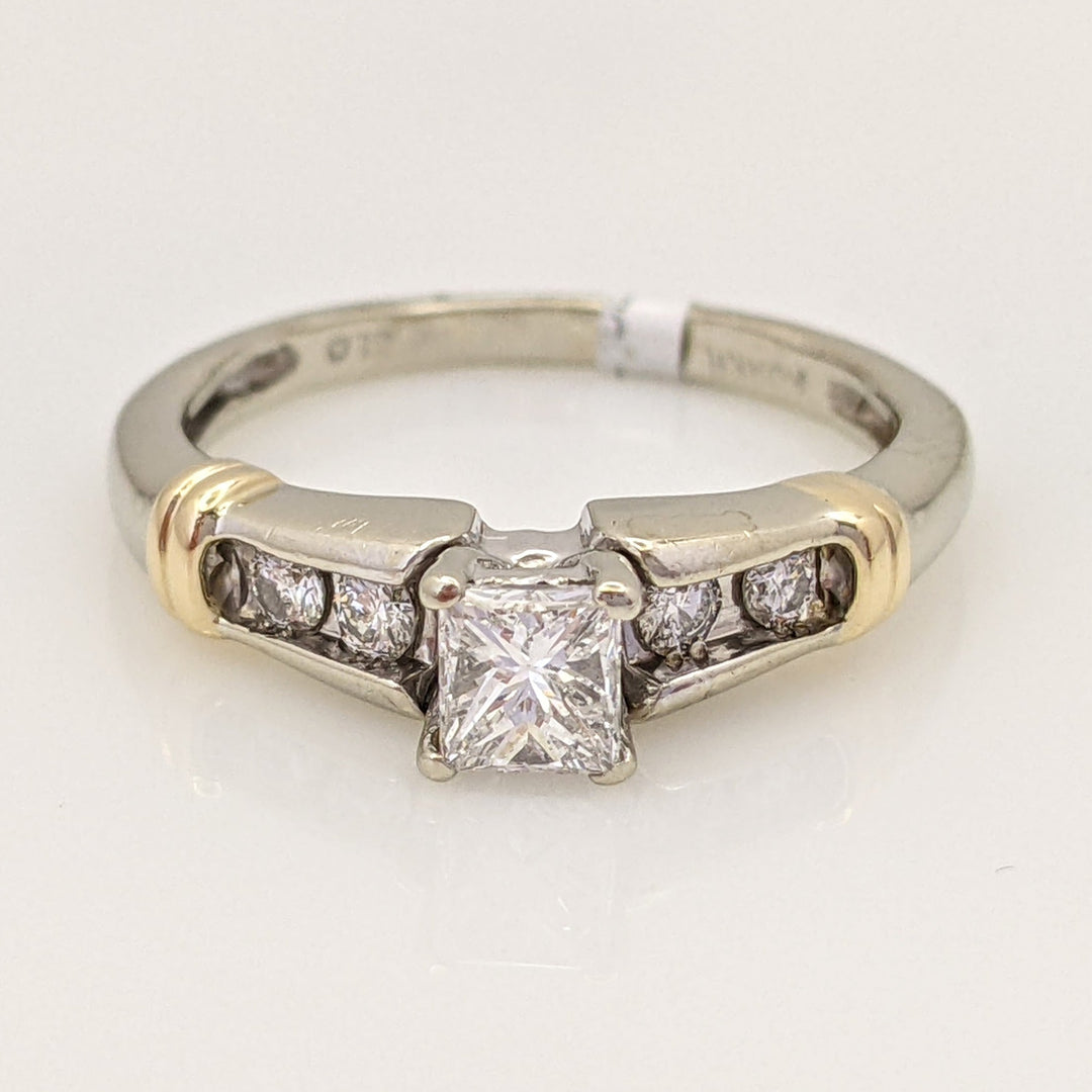 14K TWO-TONE .66 CARAT TOTAL WEIGHT SI1 I DIAMOND PRINCESS CUT WITH (4) ROUND ESTATE RING 3.6 GRAMS