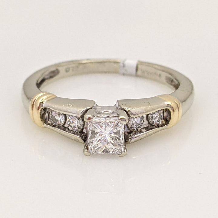 14K TWO-TONE .66 CARAT TOTAL WEIGHT SI1 I DIAMOND PRINCESS CUT WITH (4) ROUND ESTATE RING 3.6 GRAMS