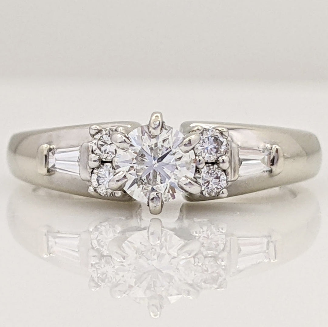 14K WHITE .54 CARAT TOTAL WEIGHT I1 H DIAMOND ROUND (5) WITH (2) BAGUETTE ESTATE RING 3.5 GRAMS