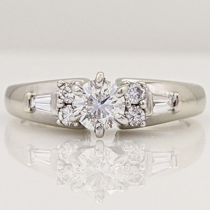 14K WHITE .54 CARAT TOTAL WEIGHT I1 H DIAMOND ROUND (5) WITH (2) BAGUETTE ESTATE RING 3.5 GRAMS