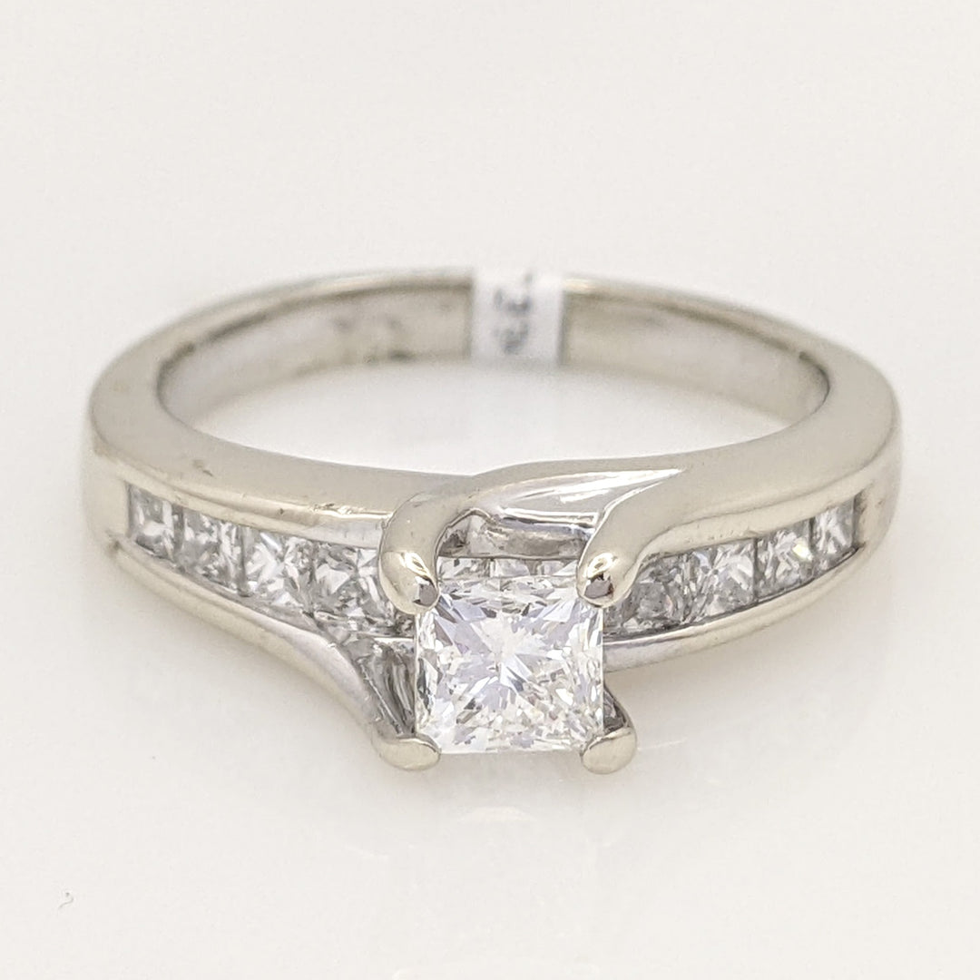 14K WHITE .99 CARAT TOTAL WEIGHT I1 F DIAMOND PRINCESS CUT (11) ESTATE RING 3.9G
