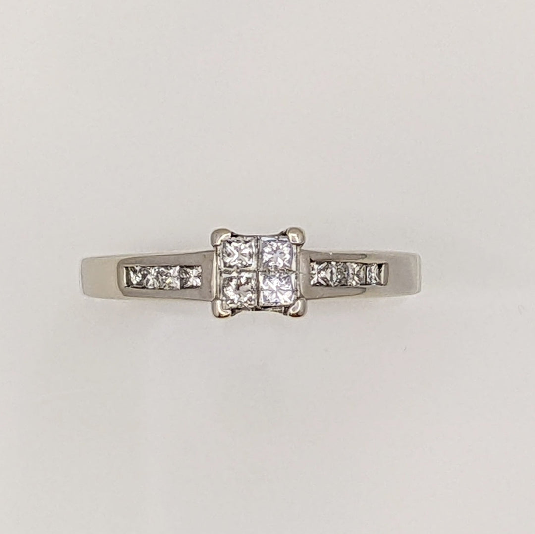 14K WHITE .72 CARAT TOTAL WEIGHT I1 I DIAMOND PRINCESS CUT (12) TENSION ESTATE RING 4.7 GRAMS