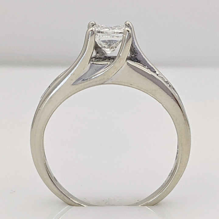 14K WHITE 1.00 CARAT TOTAL WEIGHT SI2 H DIAMOND PRINCESS CUT (11) ESTATE RING 2.9 GRAMS