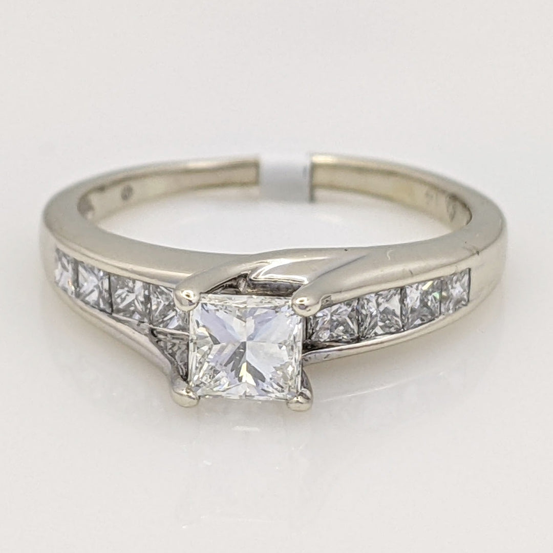 14K WHITE 1.00 CARAT TOTAL WEIGHT SI2 H DIAMOND PRINCESS CUT (11) ESTATE RING 2.9 GRAMS
