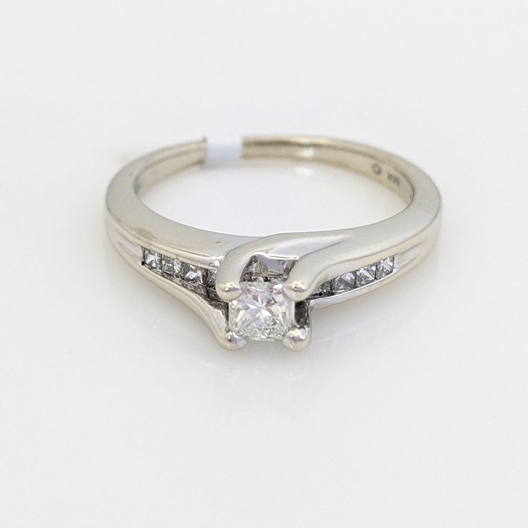 14K WHITE .55 CARAT TOTAL WEIGHT I1 G DIAMOND PRINCESS CUT (11) ESTATE RING 3.4 GRAMS