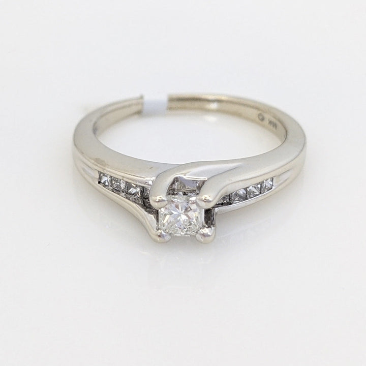 14K WHITE .55 CARAT TOTAL WEIGHT I1 G DIAMOND PRINCESS CUT (11) ESTATE RING 3.4 GRAMS