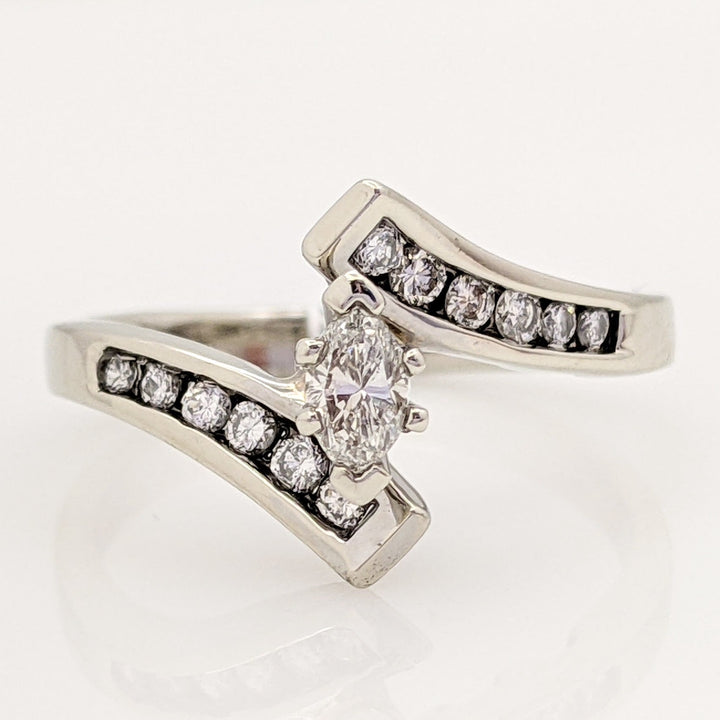 14K WHITE .39 CARAT TOTAL WEIGHT SI1 G DIAMOND MARQUISE CUT WITH (12) ROUND ESTATE RING 3.1 GRAMS